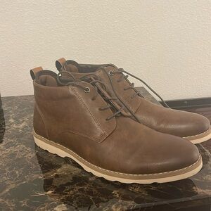 Steve Madden Brown Dress Shoes NWOT size 10.5